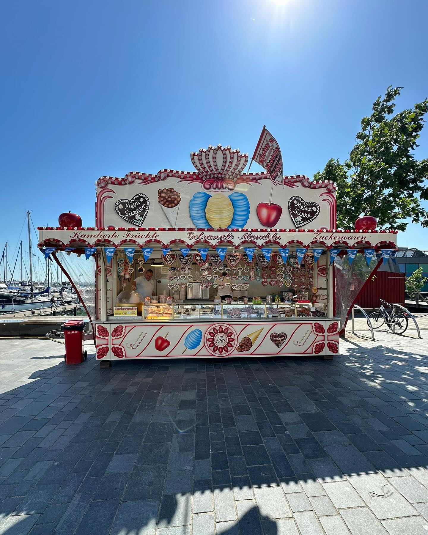 Schaustellerbetrieb Köster Zuckerwaren Schaustellerbetrieb Köster Zuckerwaren